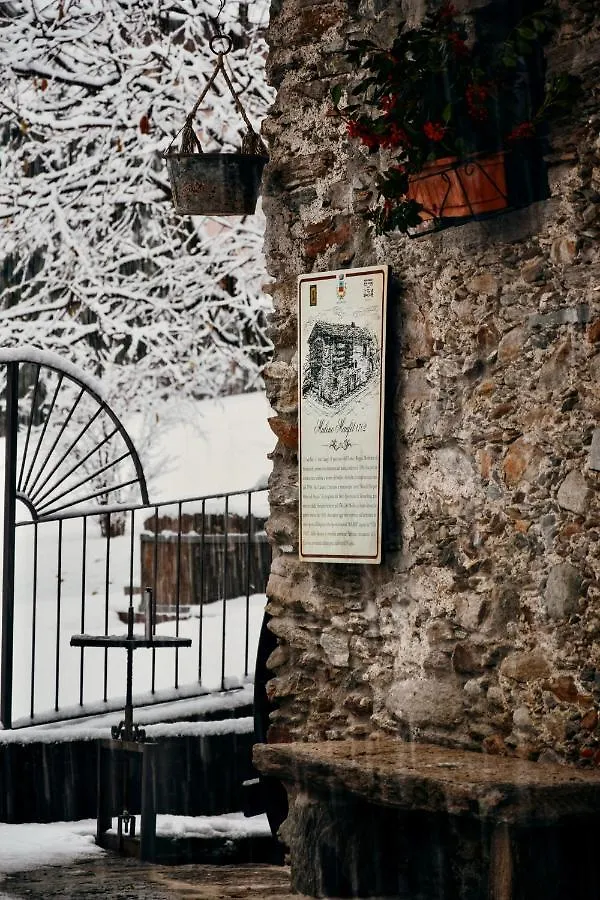 Дом отдыха La Roggia - Lake Como Heritage Home In Molino Maufet Watermill - Patio On The Garden Колико