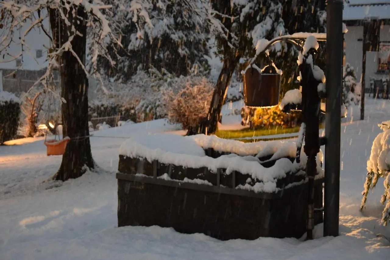 Дом отдыха La Roggia - Lake Como Heritage Home In Molino Maufet Watermill - Patio On The Garden Колико Италия
